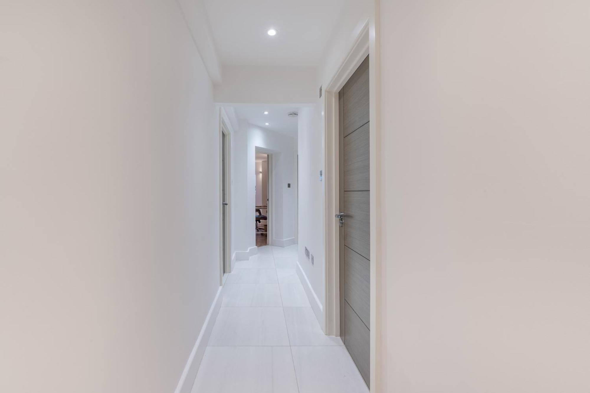 A Golden Haven Retreat In London Apartamento Exterior foto